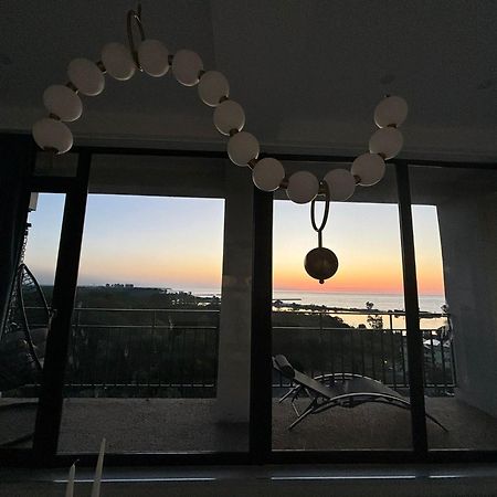 דירות נפטון Donna Alba Seaview Penthouse, Casa Ta De Pe Plaja מראה חיצוני תמונה
