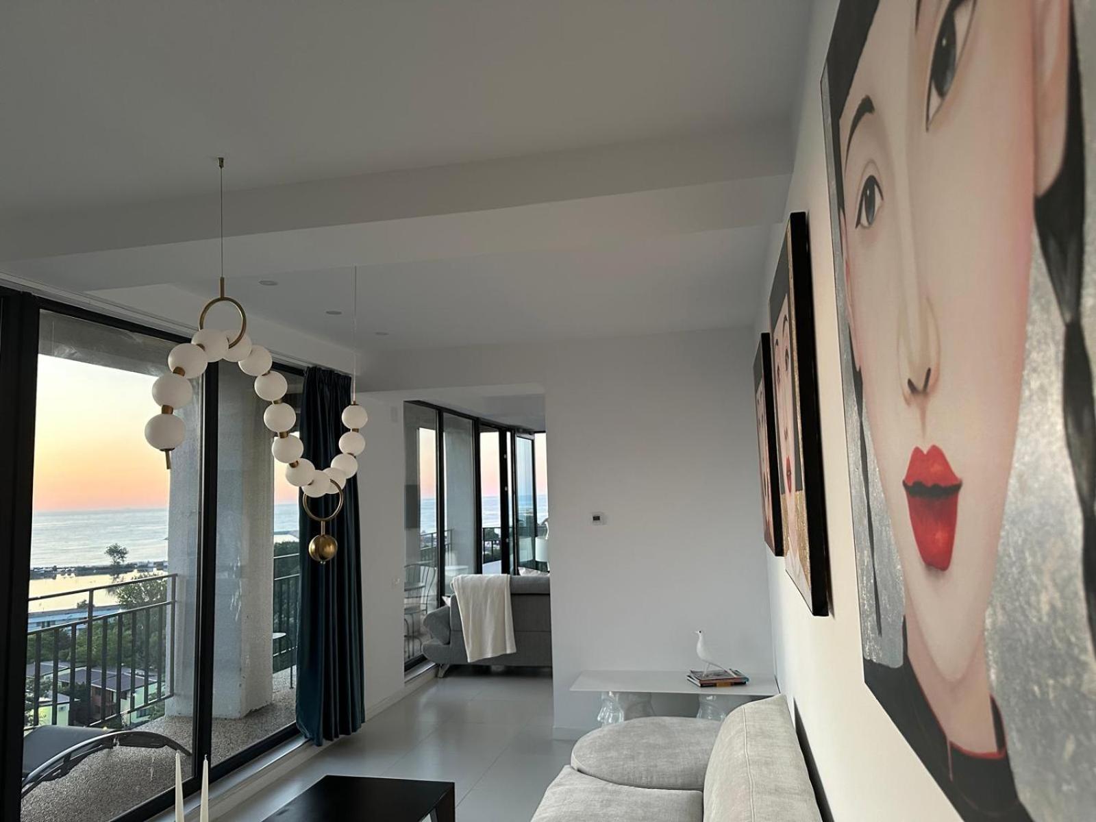 דירות נפטון Donna Alba Seaview Penthouse, Casa Ta De Pe Plaja מראה חיצוני תמונה