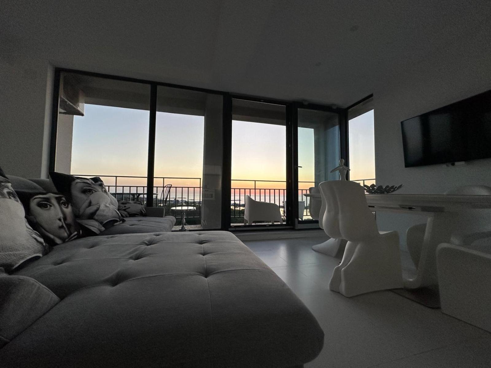 דירות נפטון Donna Alba Seaview Penthouse, Casa Ta De Pe Plaja מראה חיצוני תמונה